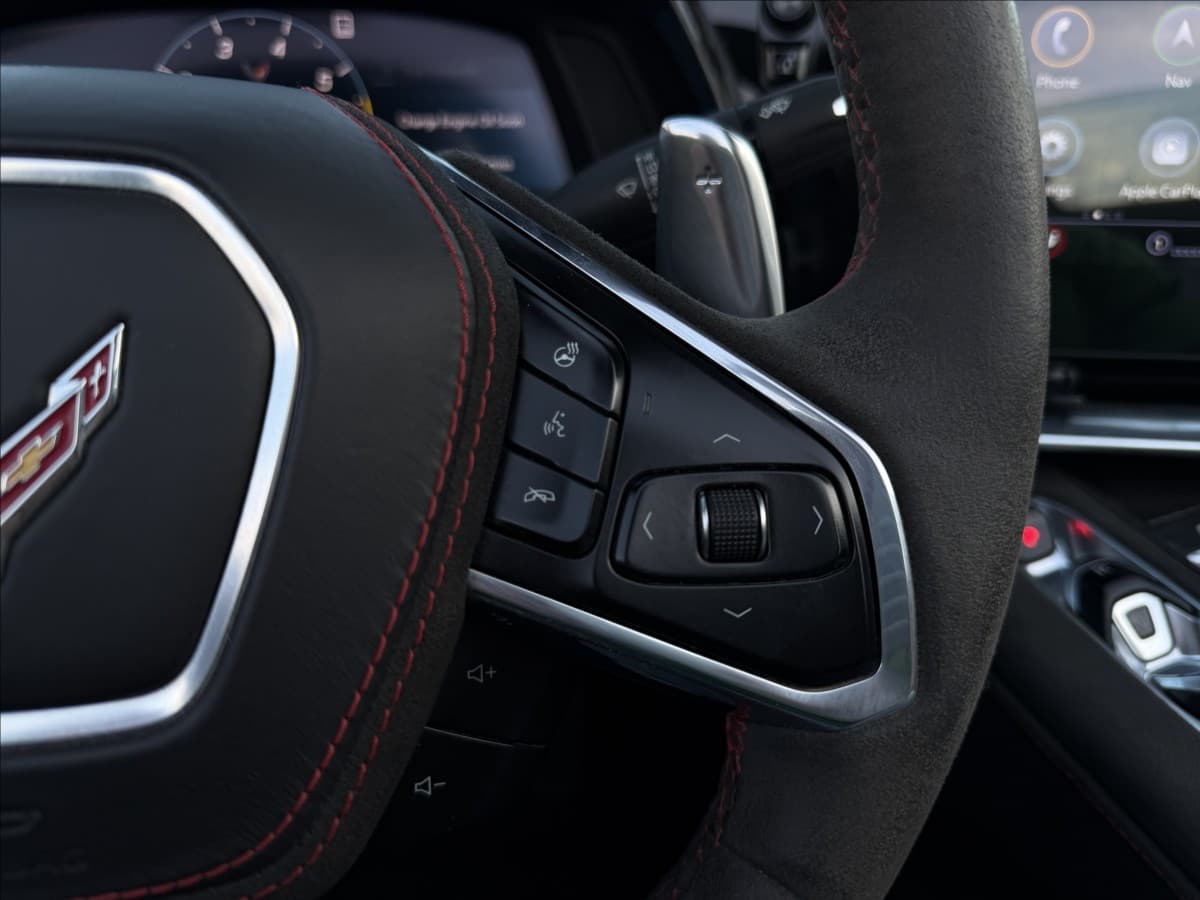 2021 Chevrolet Corvette - 14