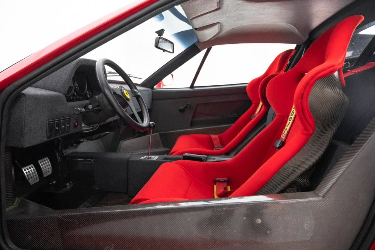 1989 Ferrari F40 - 15