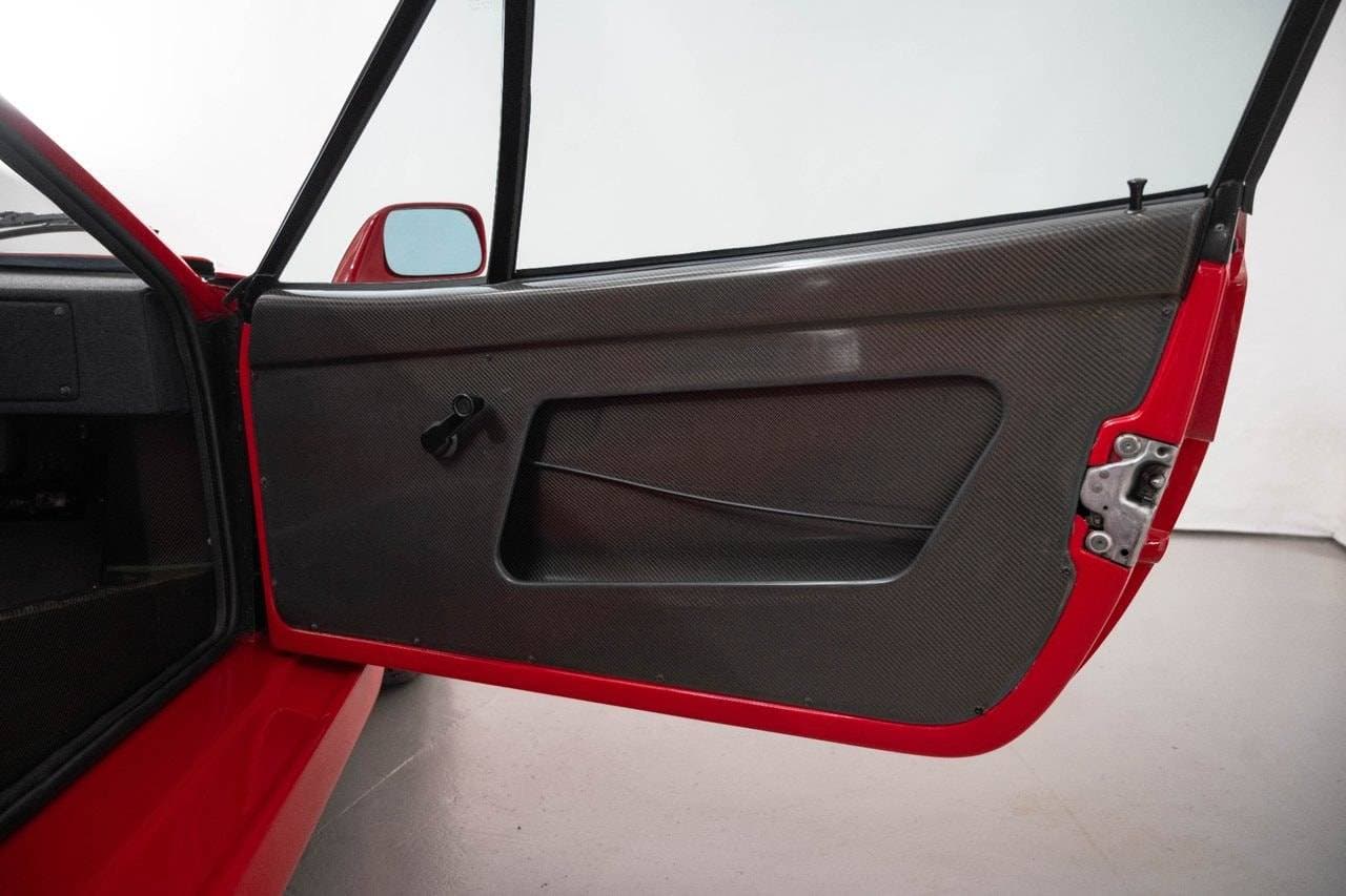 1989 Ferrari F40 - 19