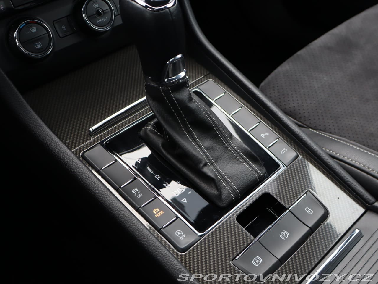 2016 Škoda Superb - 11