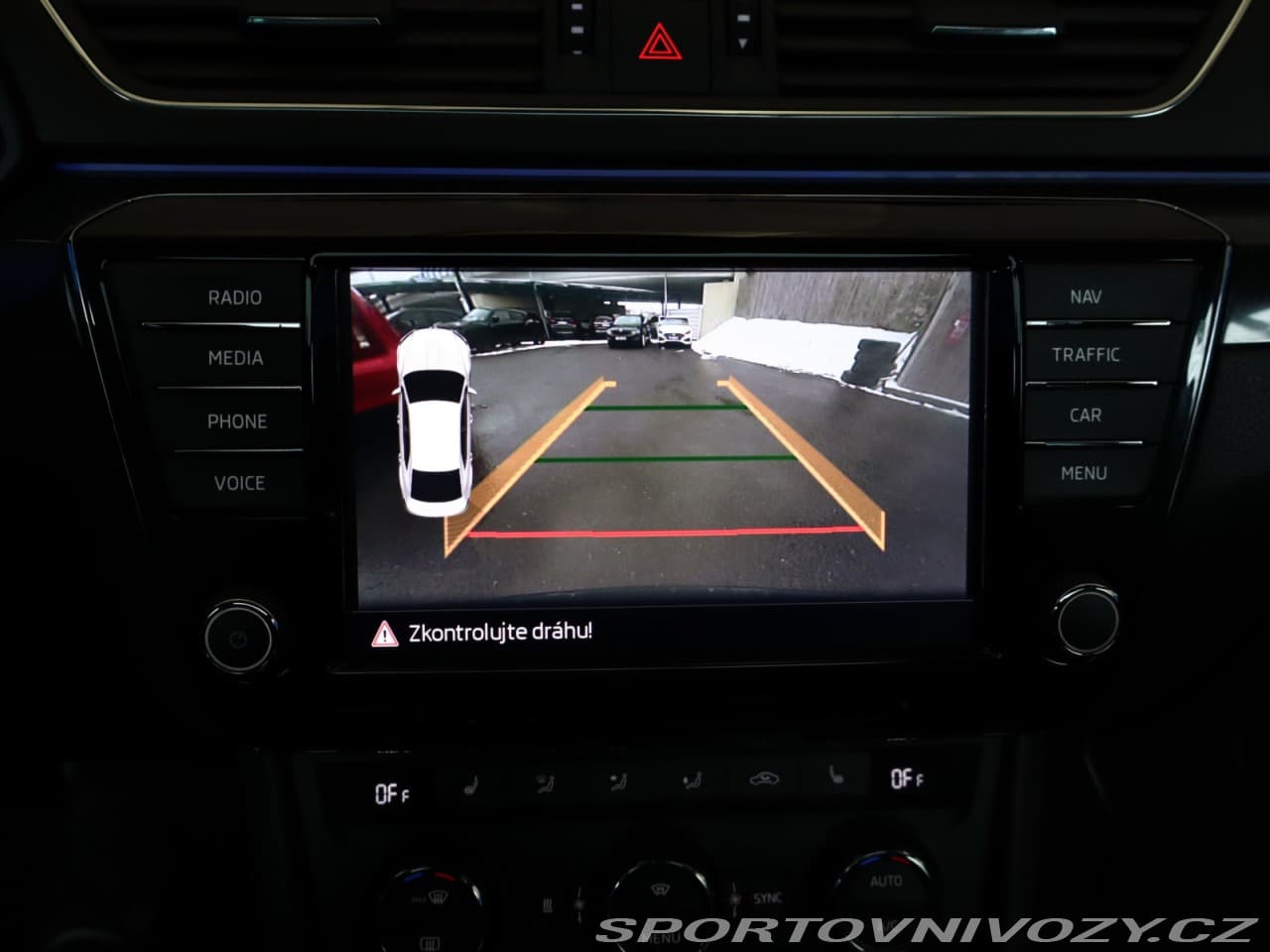 2016 Škoda Superb - 16