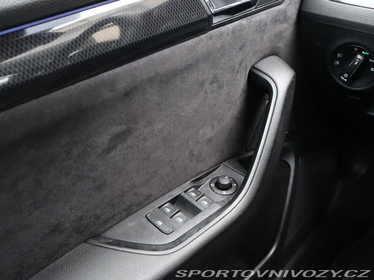 2016 Škoda Superb - 17