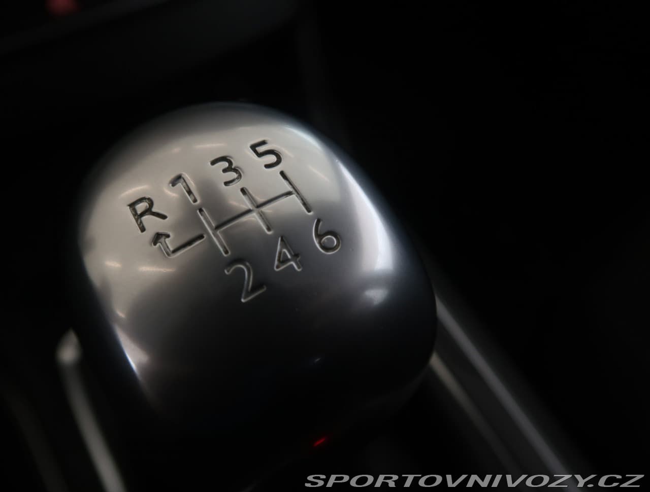 2018 Peugeot 308 - 12