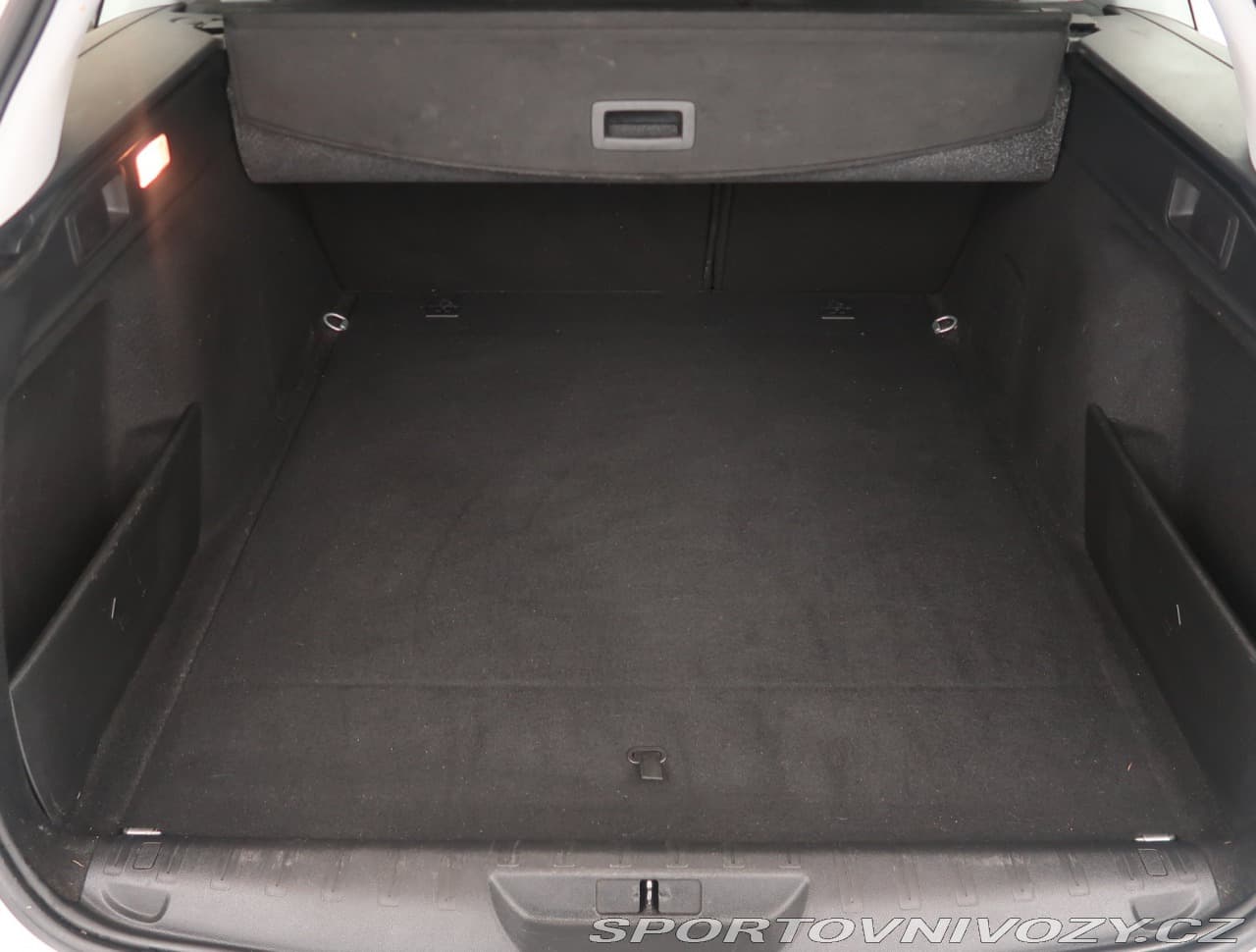 2018 Peugeot 308 - 13