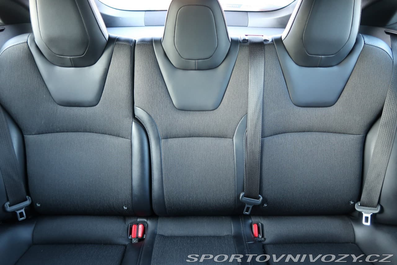 2018 Tesla Model S - 10