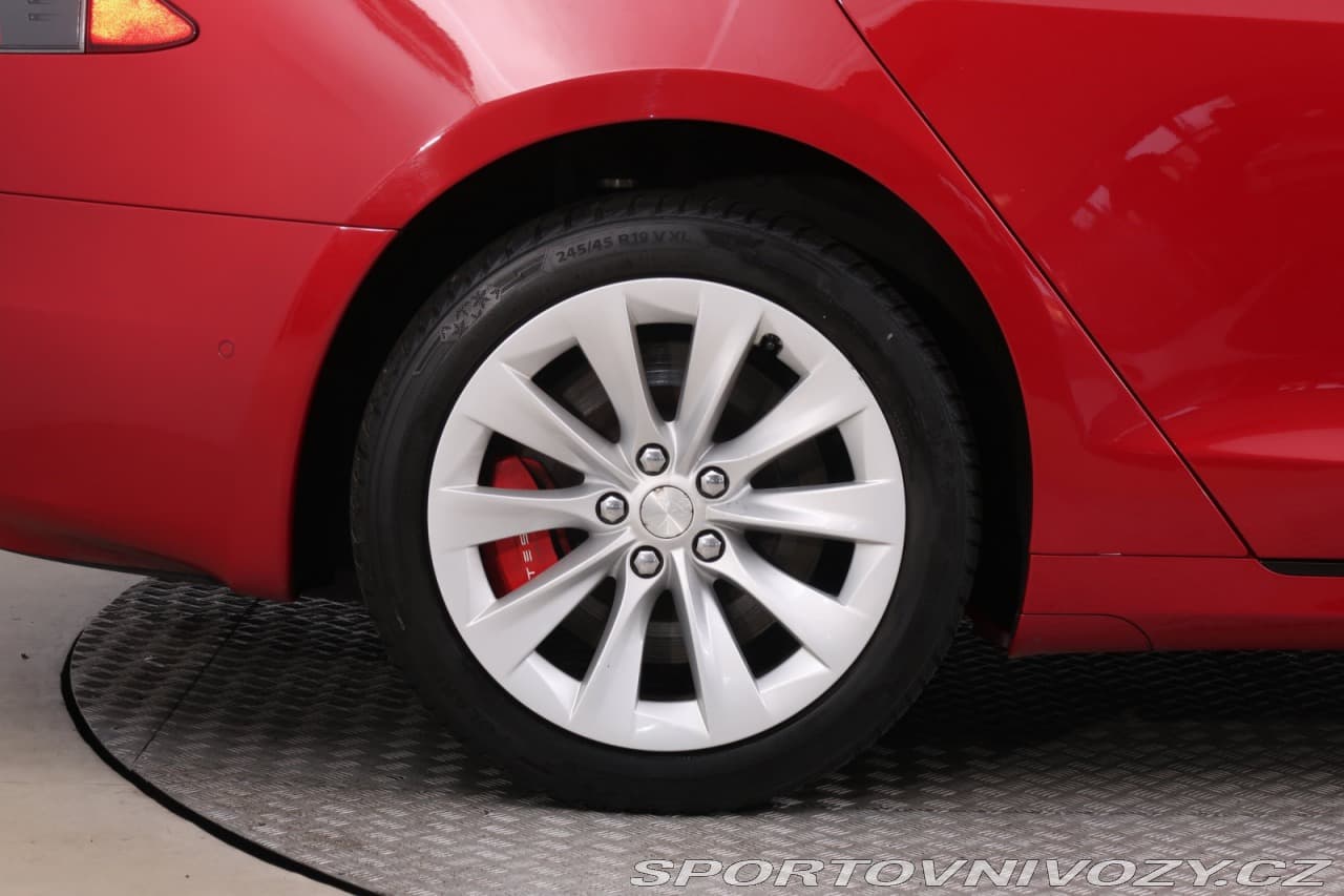 2018 Tesla Model S - 15