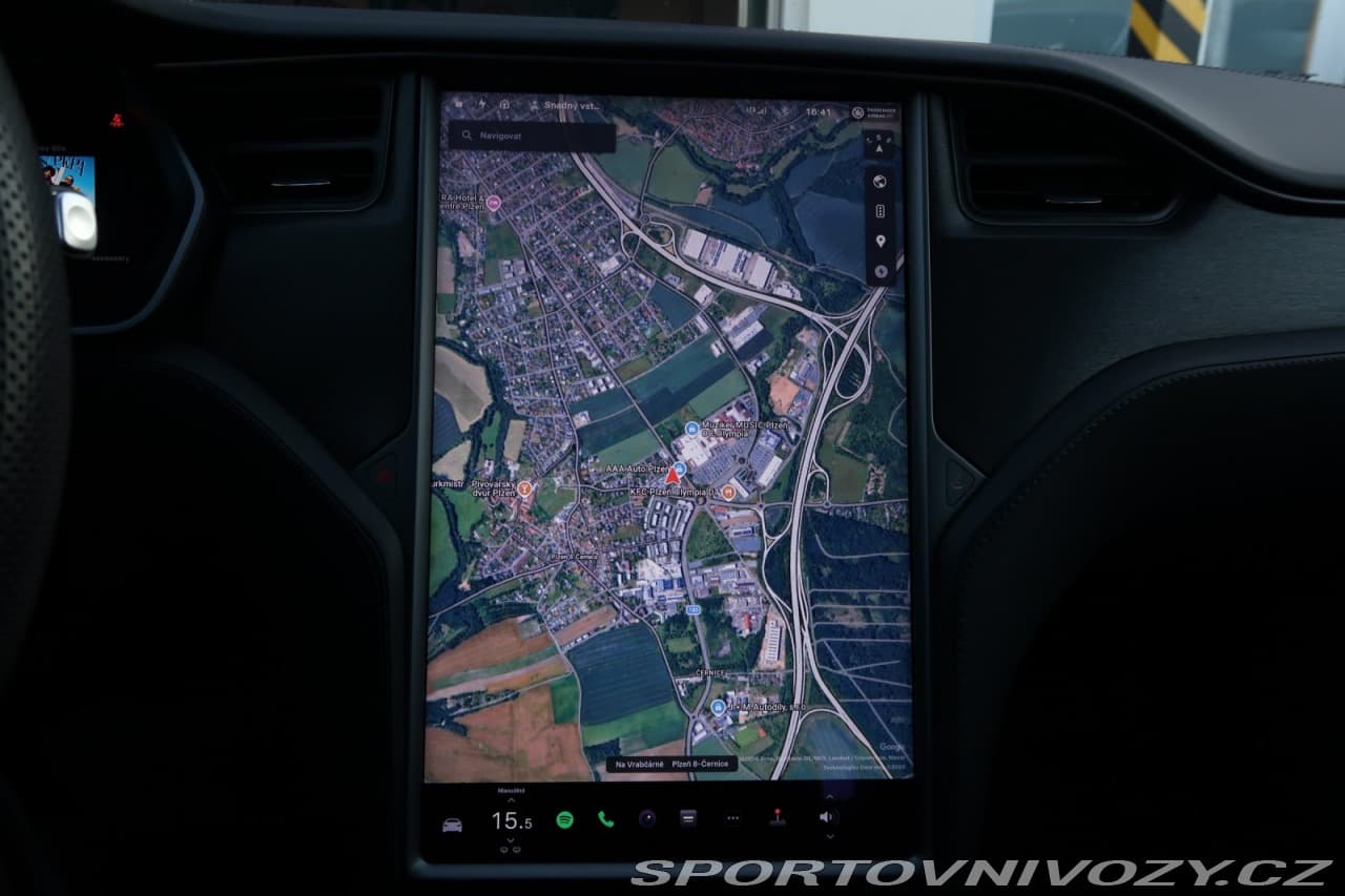 2018 Tesla Model S - 16