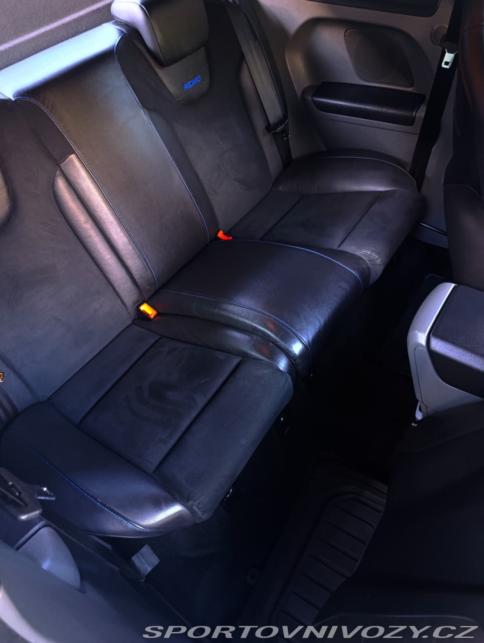 2009 Ford Focus - 17