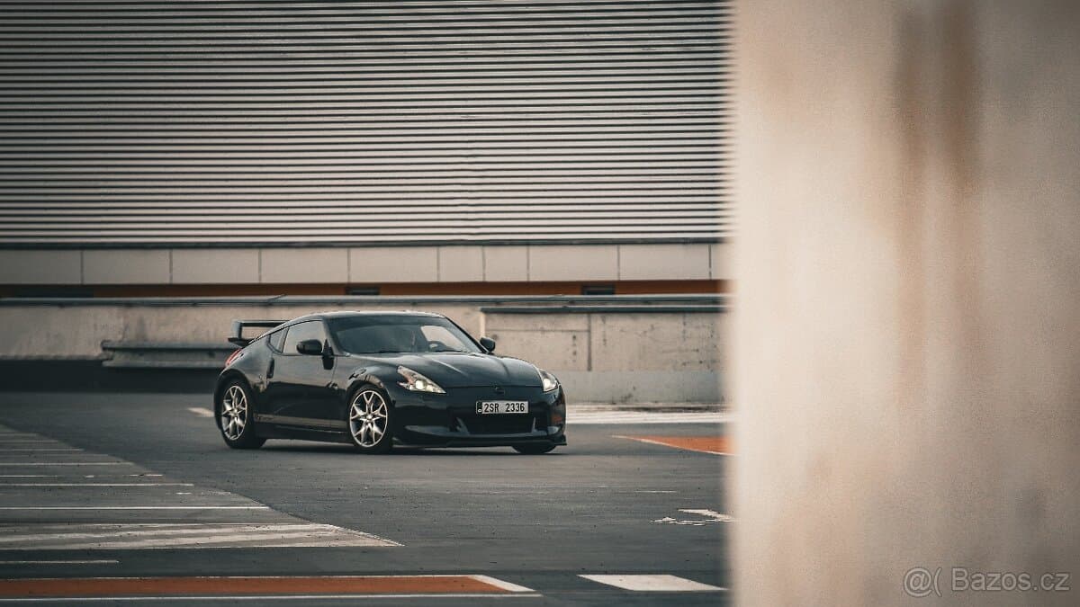 2011 Nissan 370z - 7