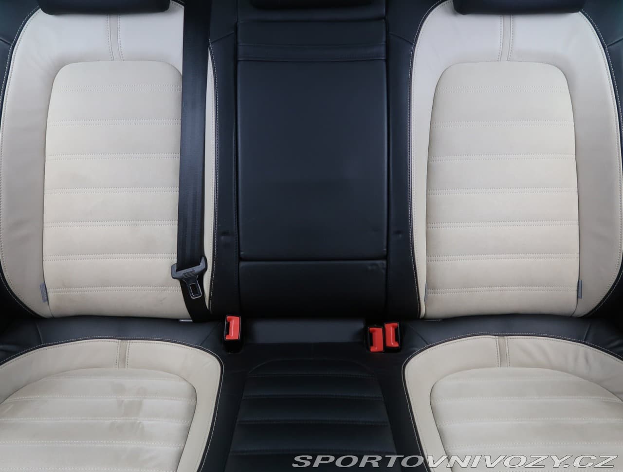 2011 Volkswagen Passat Cc - 10