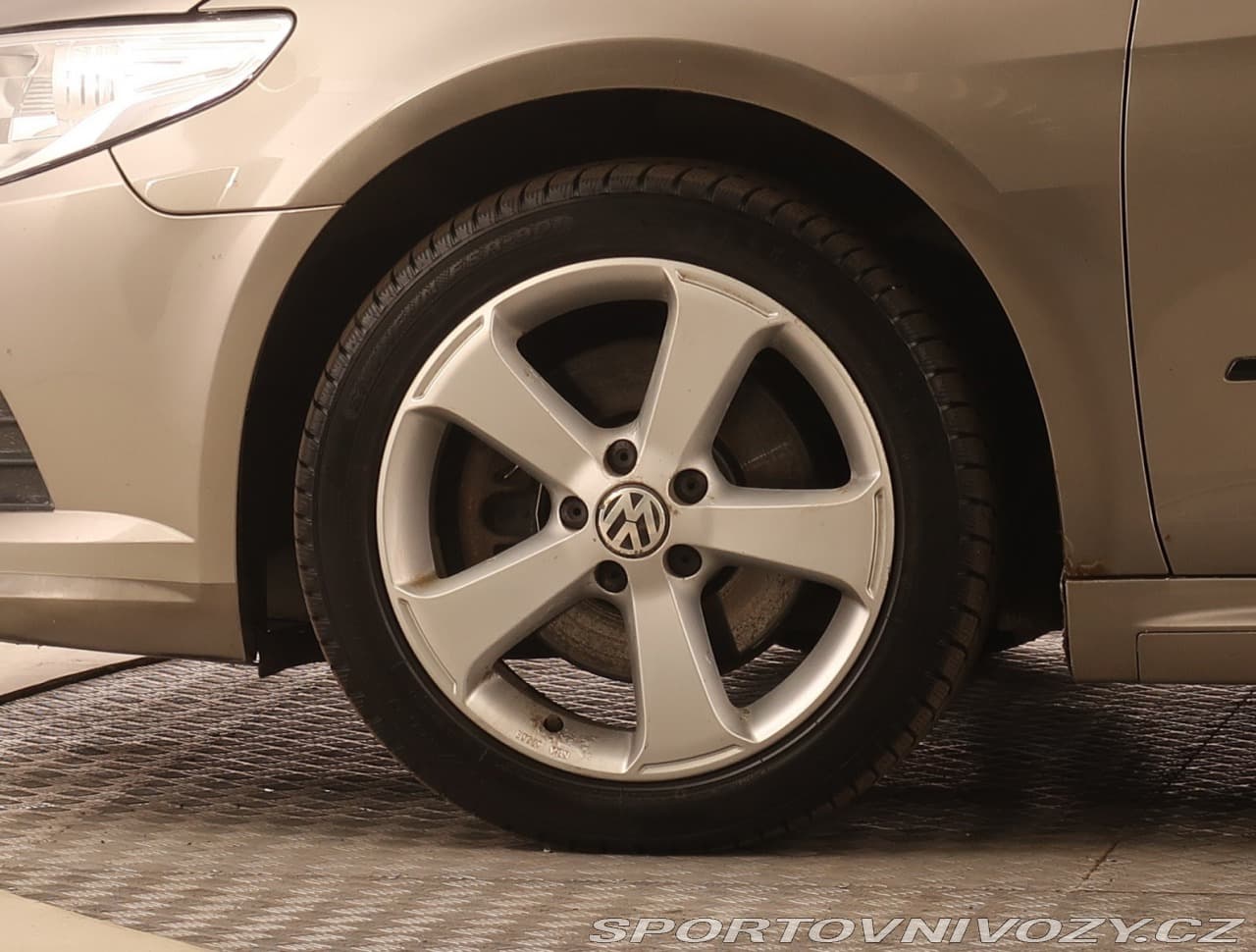 2011 Volkswagen Passat Cc - 15