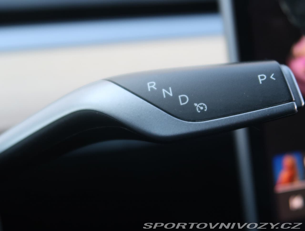 2019 Tesla Model 3 - 13