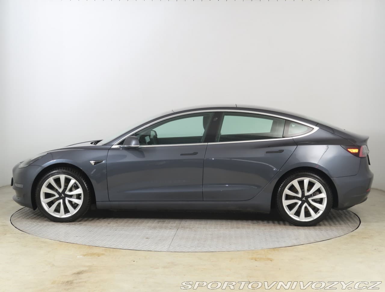 2019 Tesla Model 3 - 3