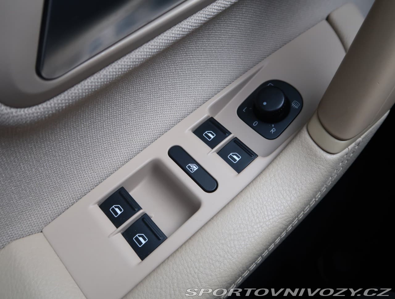 2013 Volkswagen Cc - 16