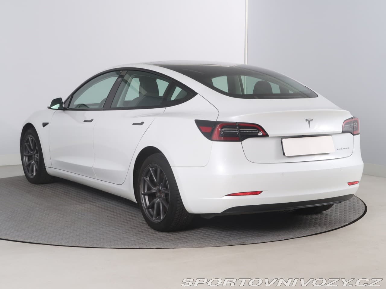 2021 Tesla Model 3 - 4