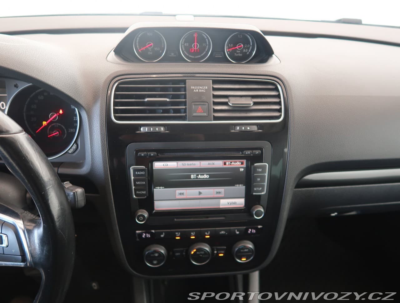 2015 Volkswagen Scirocco - 12