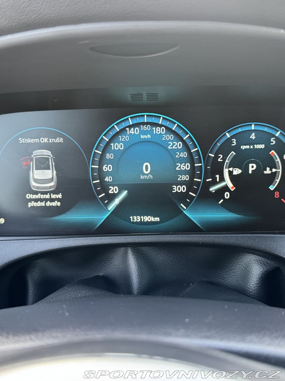 2017 Jaguar F-Pace - 10