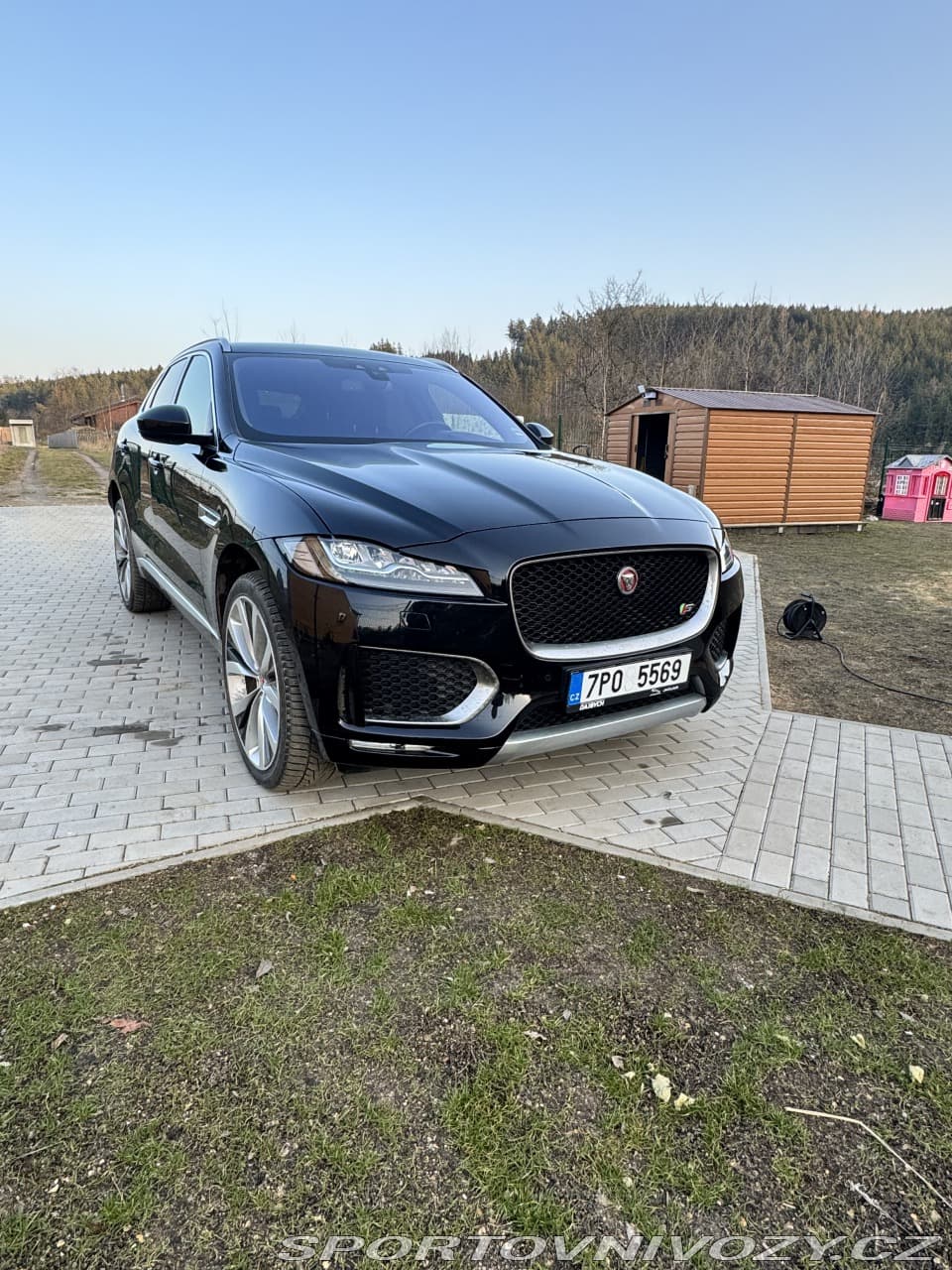 2017 Jaguar F-Pace - 2