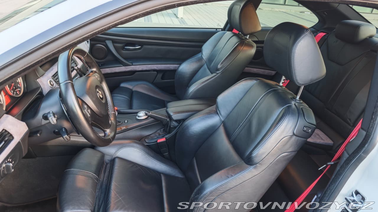 2008 BMW M3 - 11