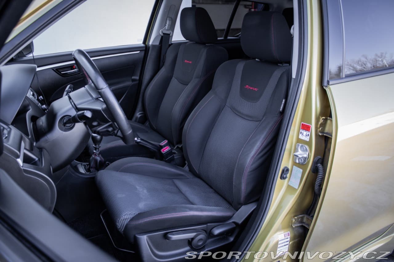 2015 Suzuki SWIFT - 10