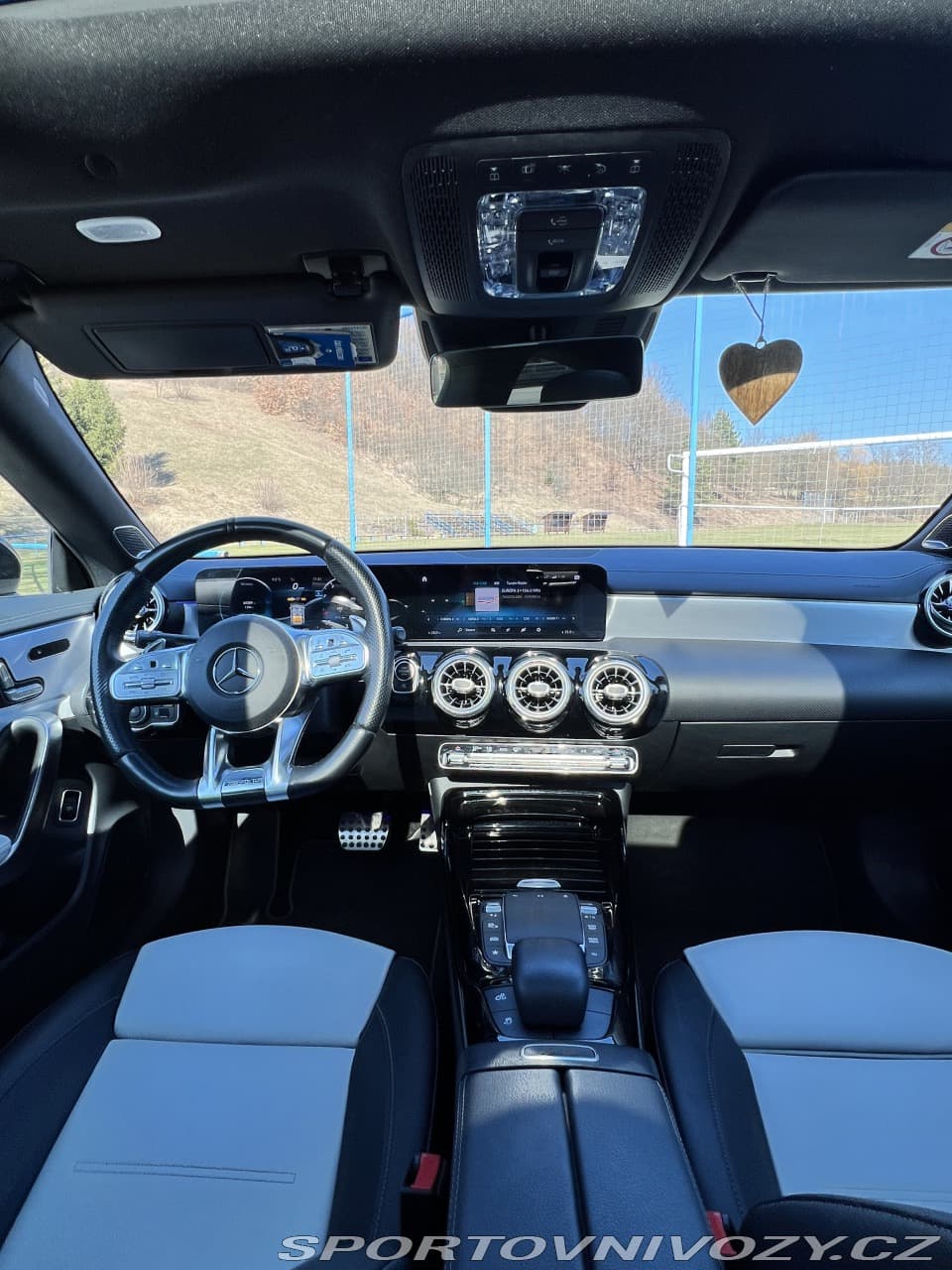 2020 Mercedes-Benz CLA - 10
