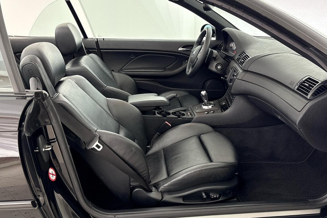 2003 BMW M3 - 13