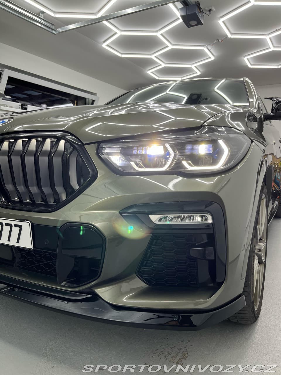 2021 BMW X6 - 14