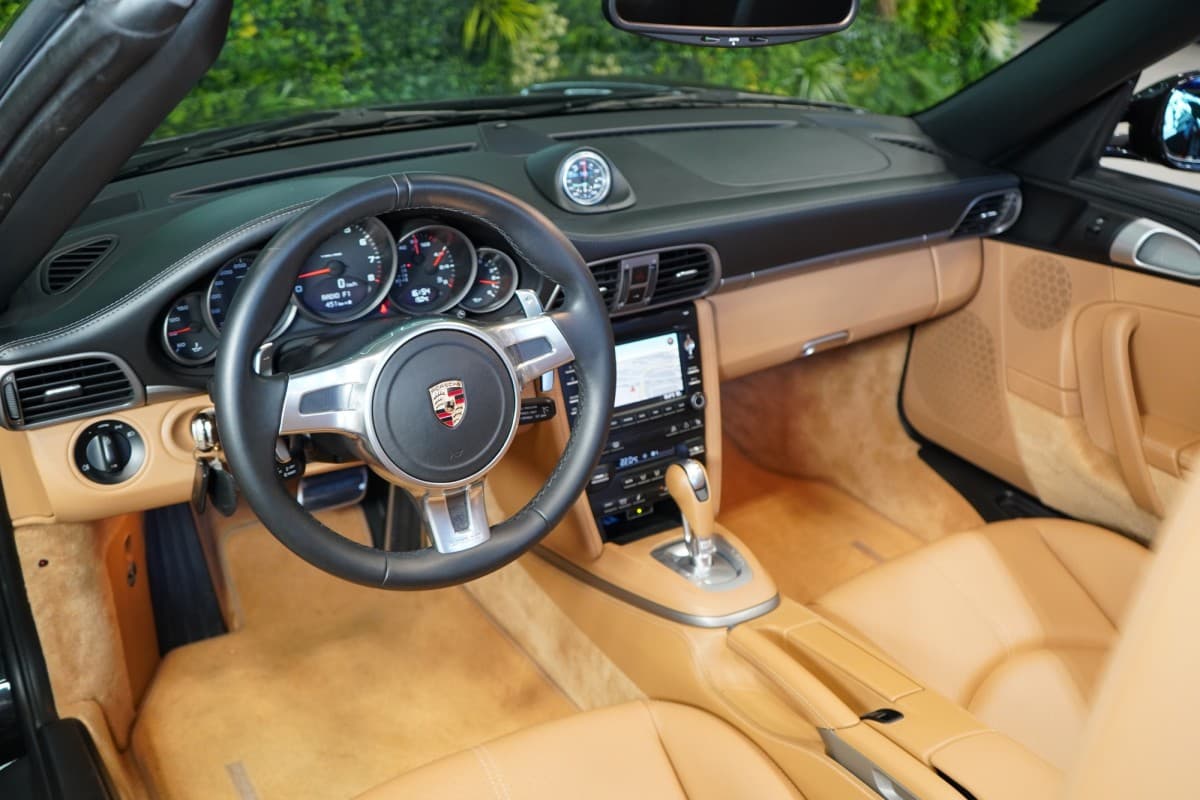 2009 Porsche 911 - 13