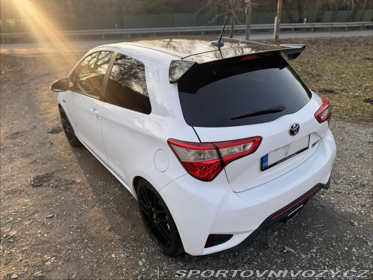 2018 Toyota Yaris - 4