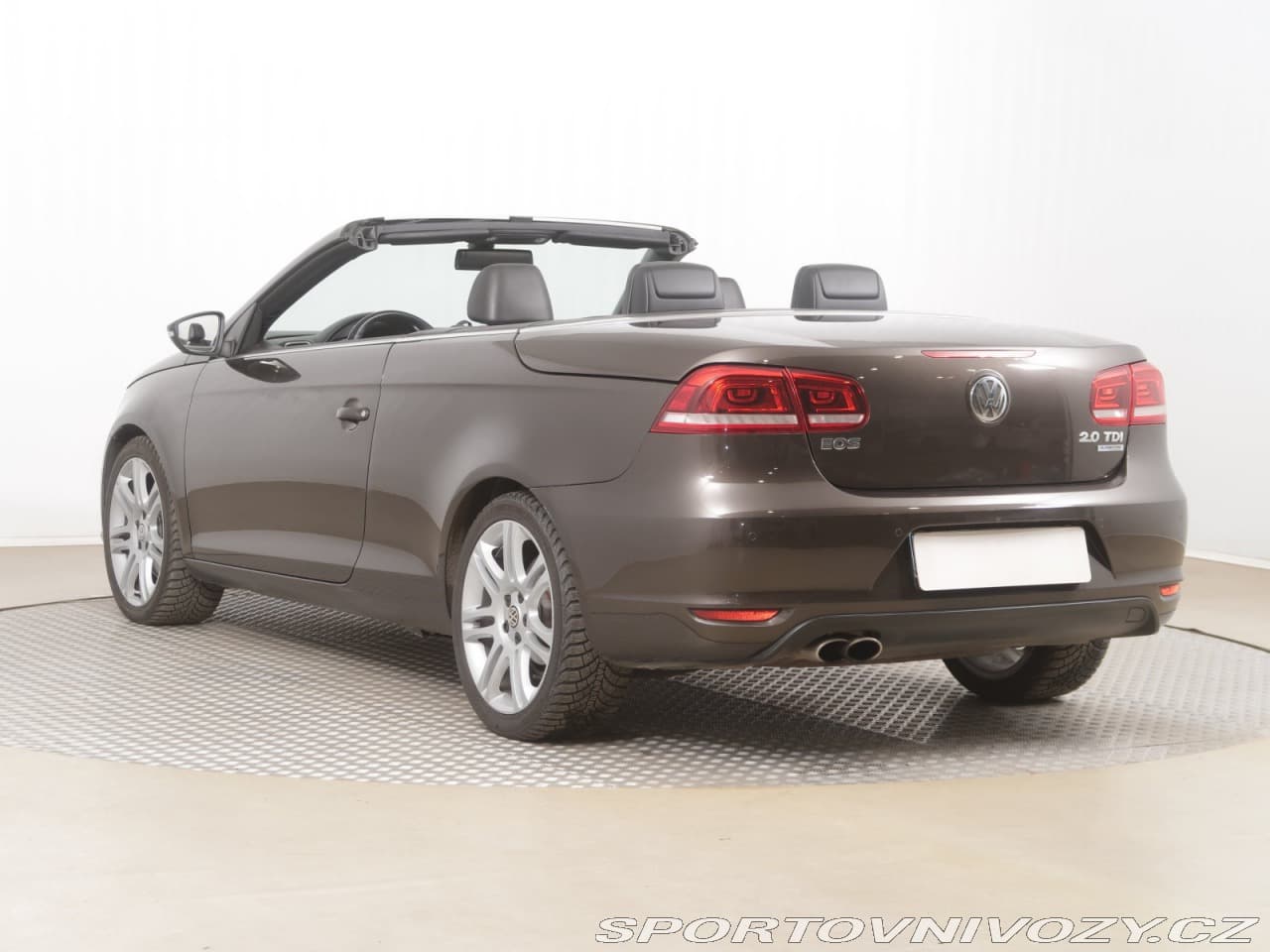 2011 Volkswagen Eos - 10