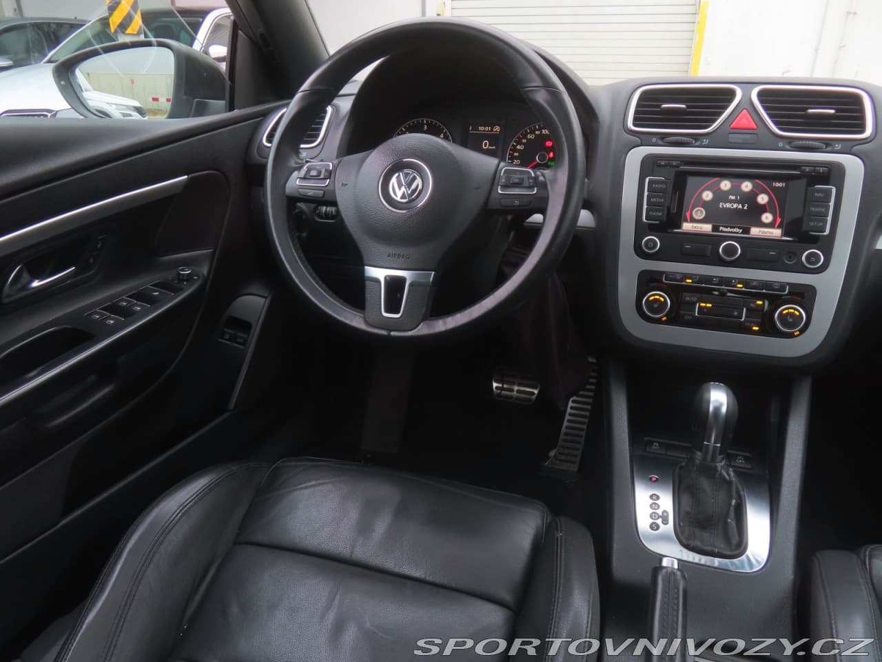 2011 Volkswagen Eos - 19