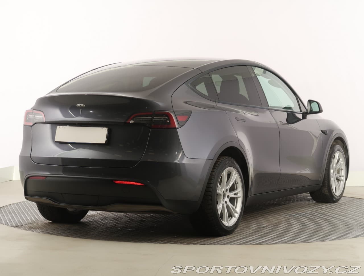 2021 Tesla Model Y - 5