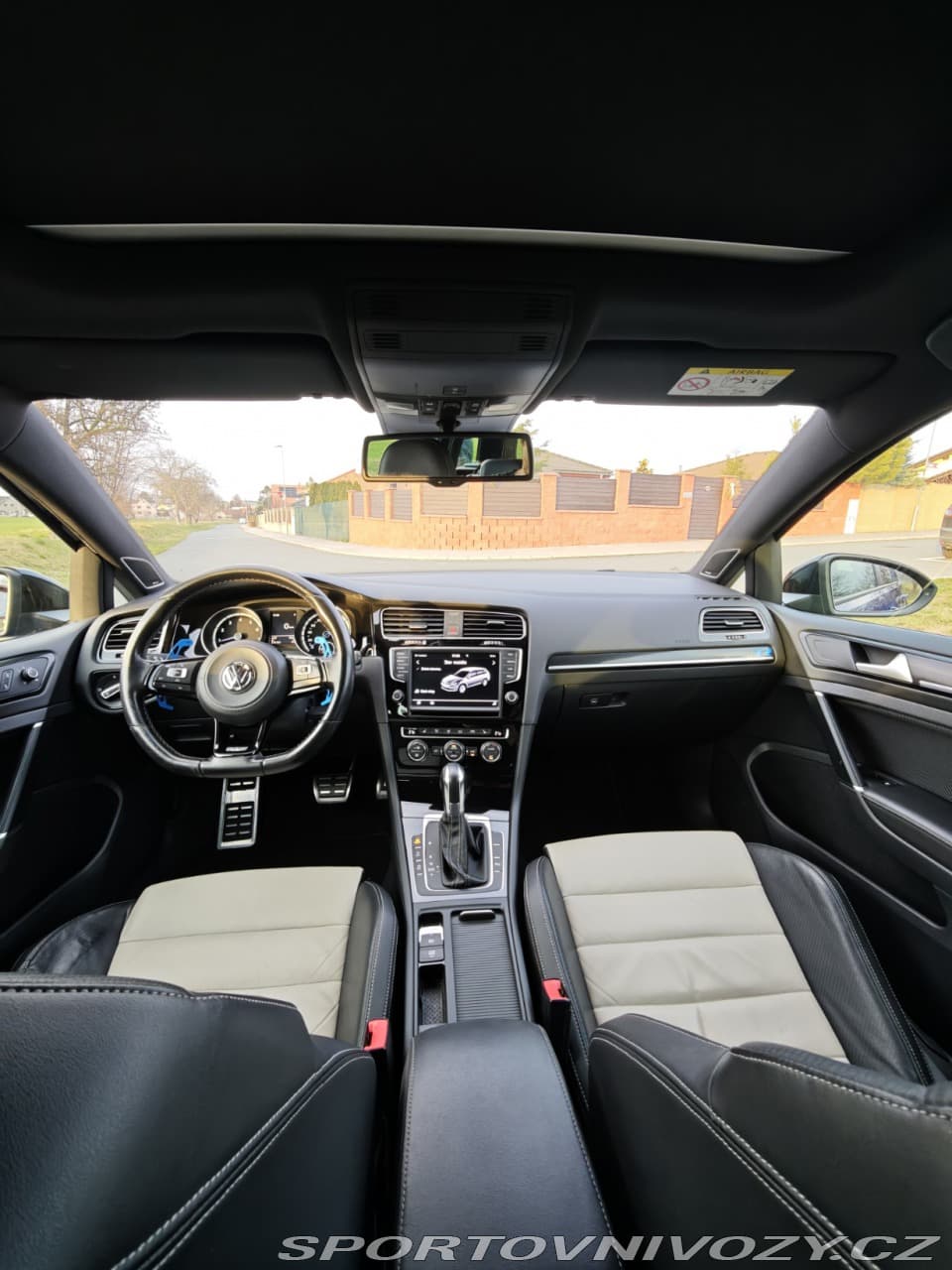 2016 Volkswagen Golf - 13