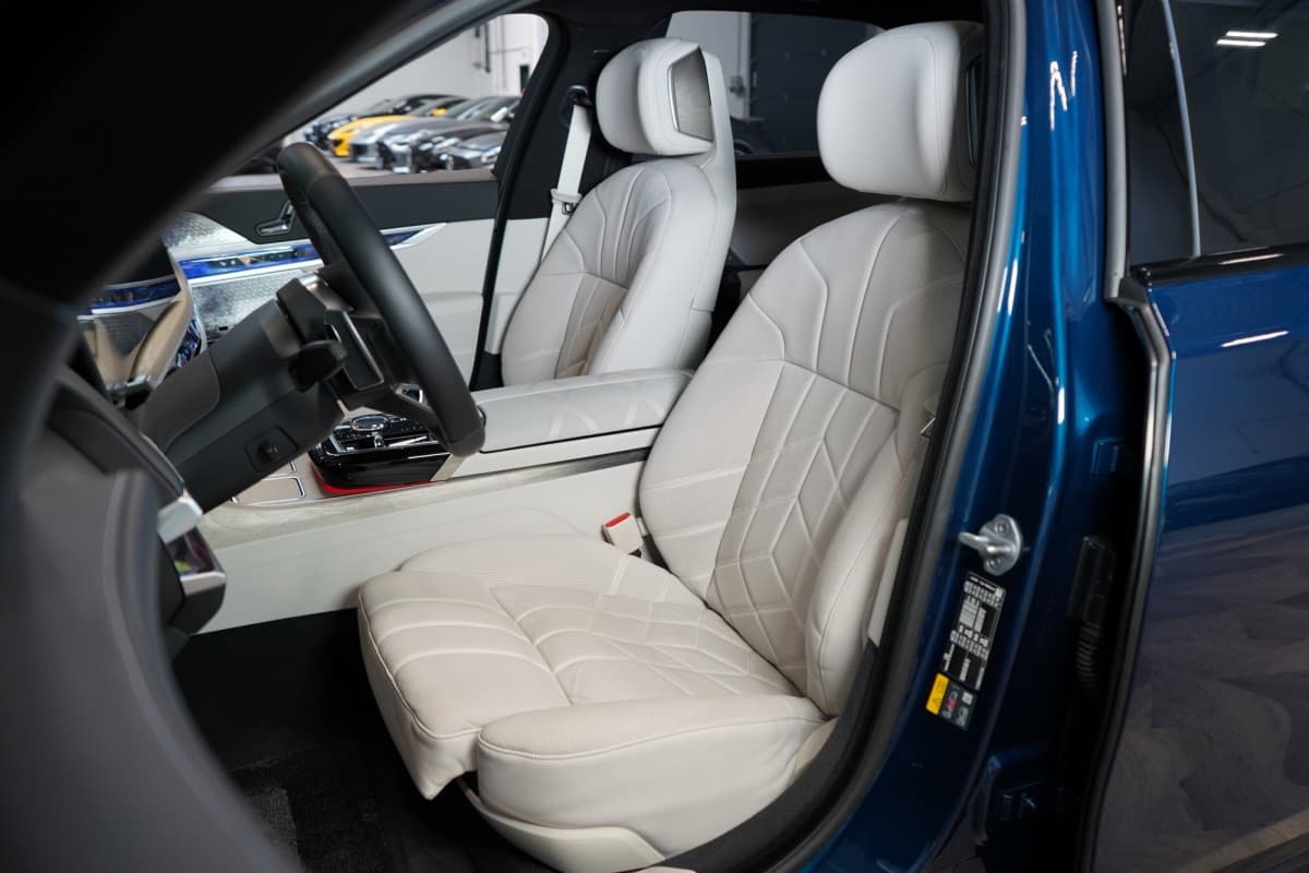 2025 BMW 7-Series - 14