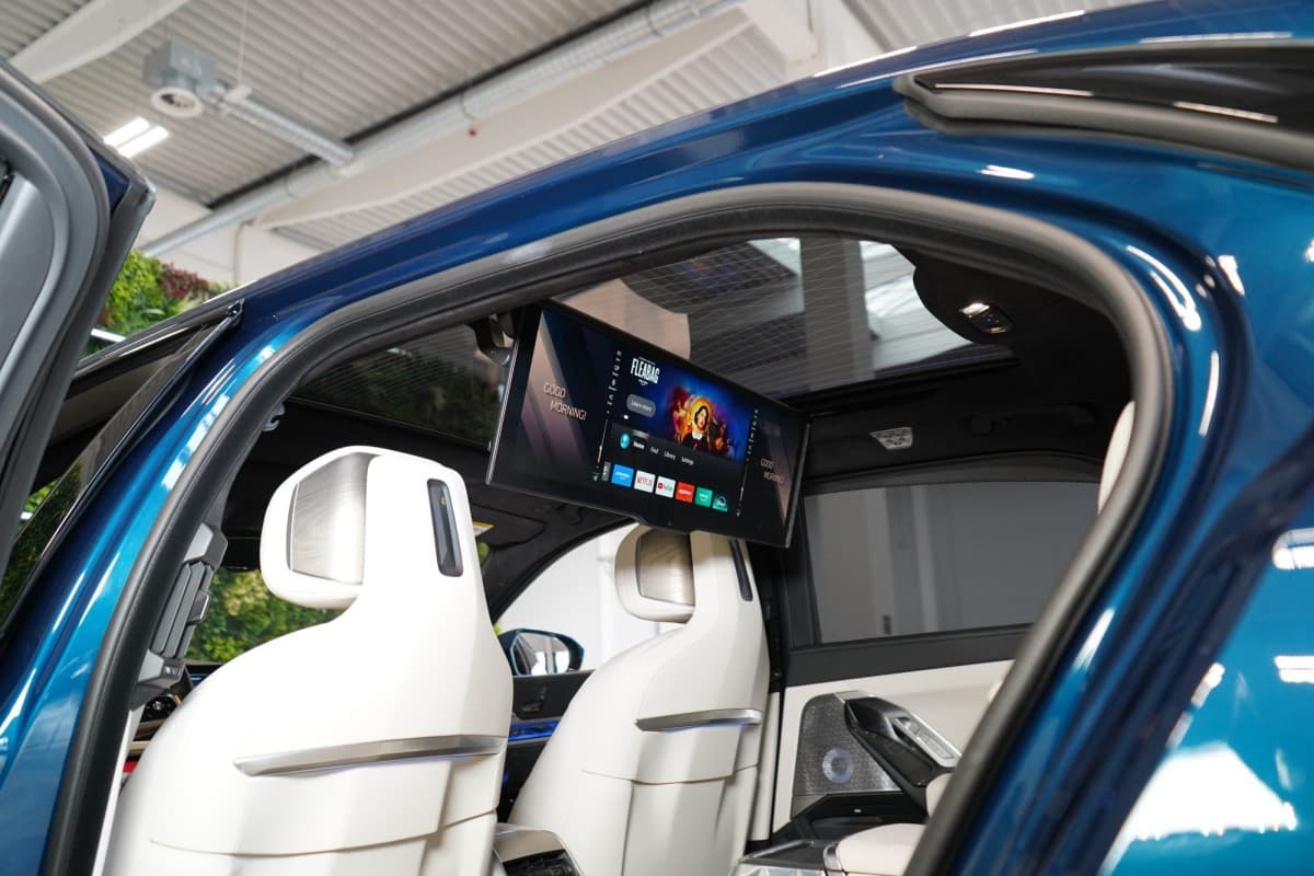 2025 BMW 7-Series - 17