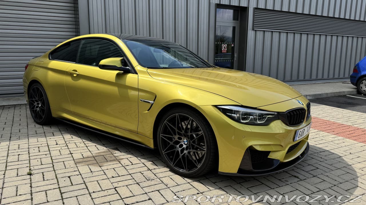 2017 BMW M4 - 10