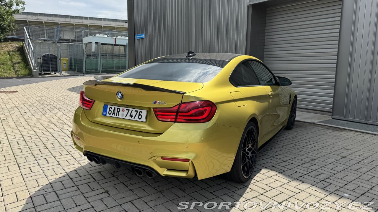 2017 BMW M4 - 12