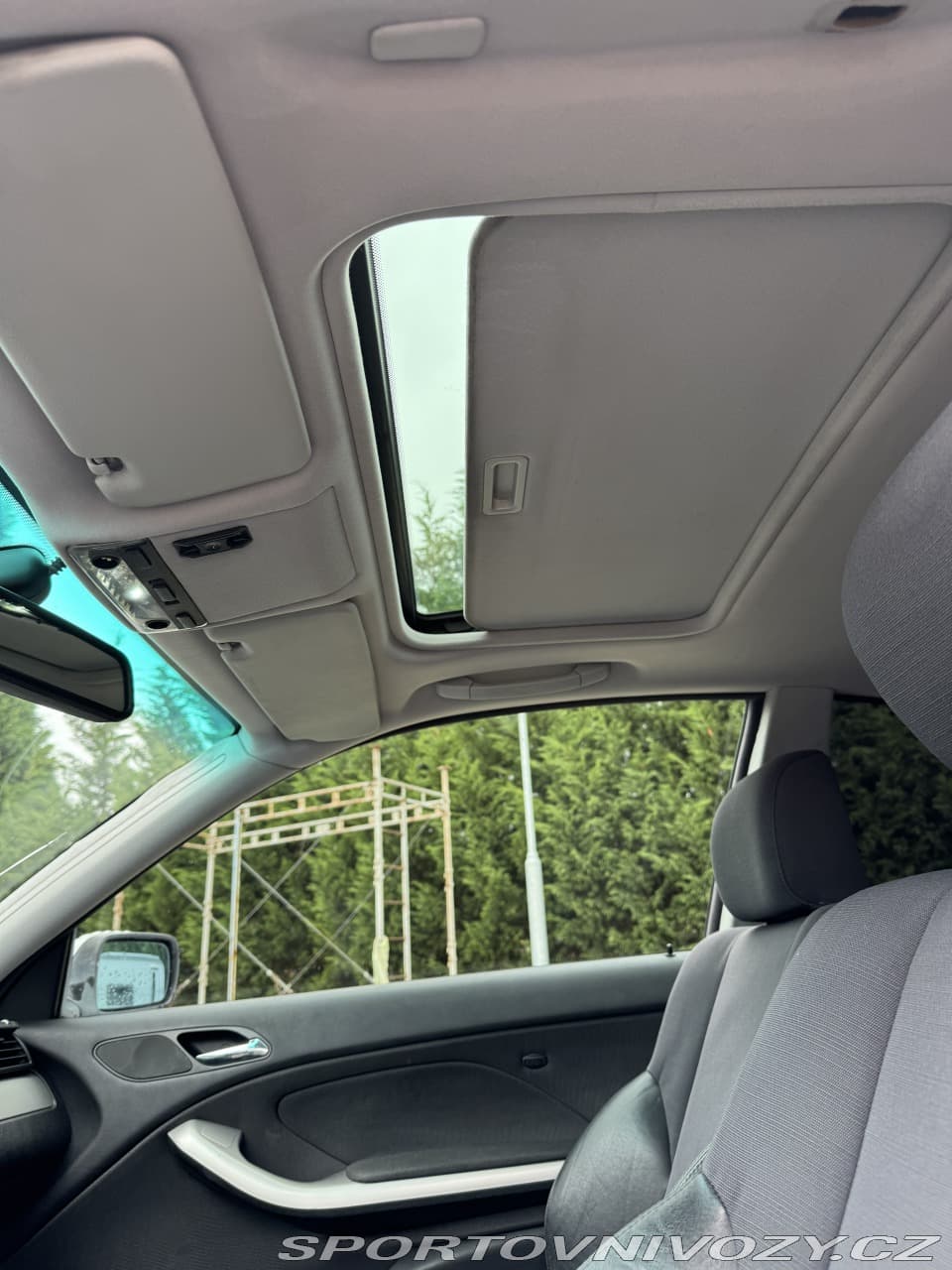 2003 BMW 3-SERIES - 11