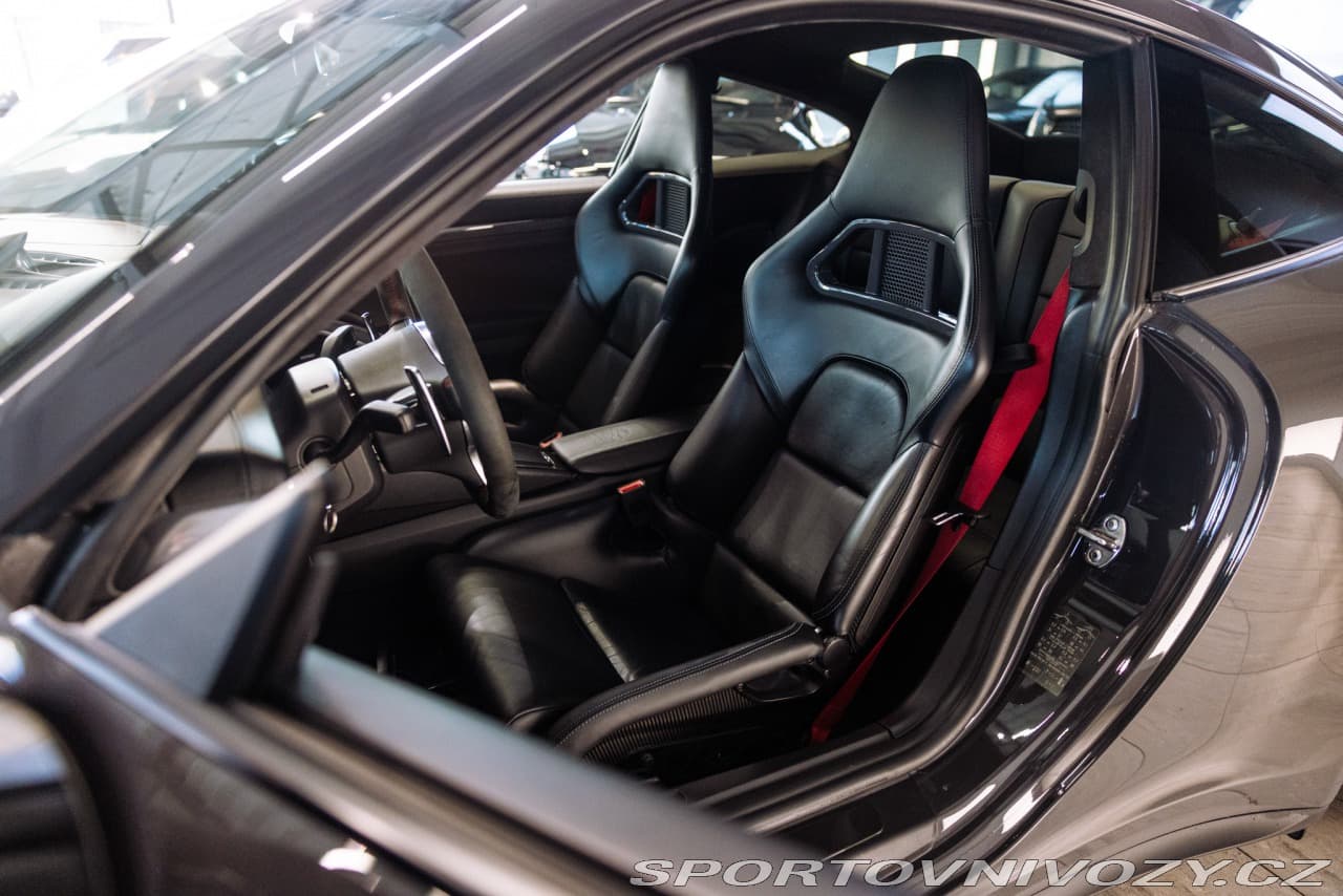 2014 Porsche 911 - 13