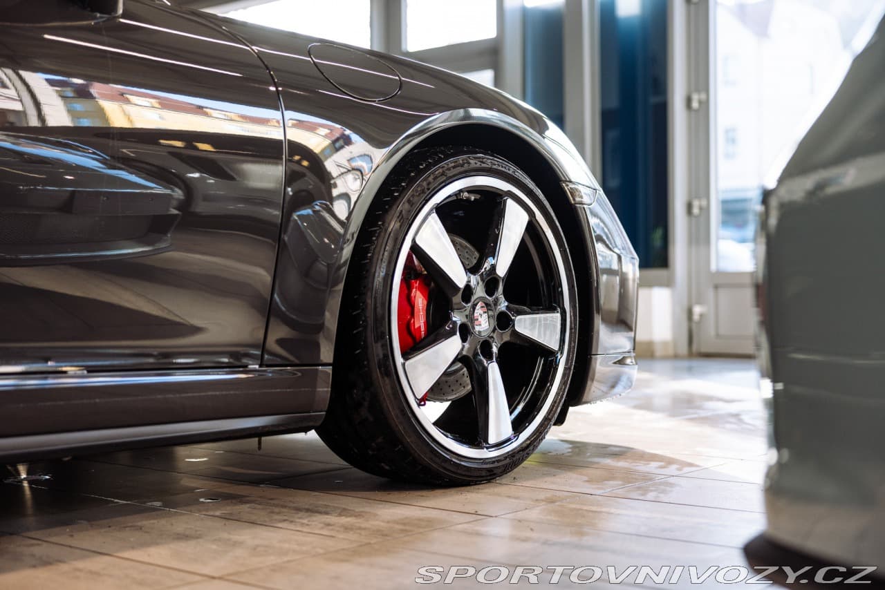 2014 Porsche 911 - 6