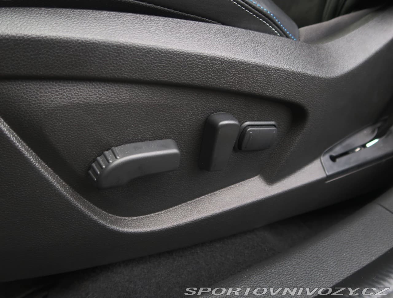 2025 Renault Ostatní - 16