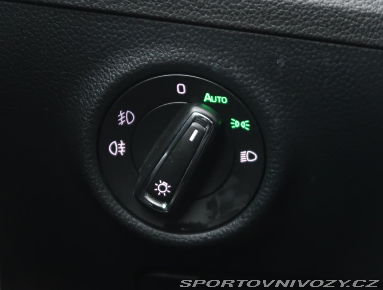 2016 Škoda Superb - 17