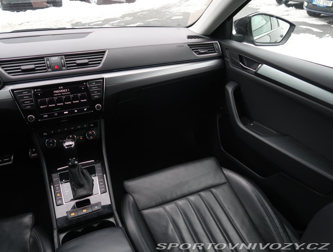 2016 Škoda Superb - 8