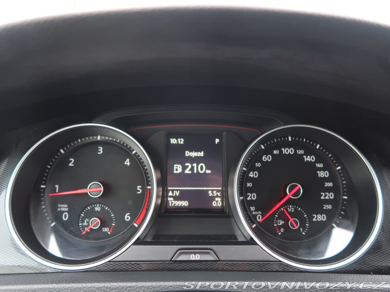 2015 Volkswagen Golf - 11