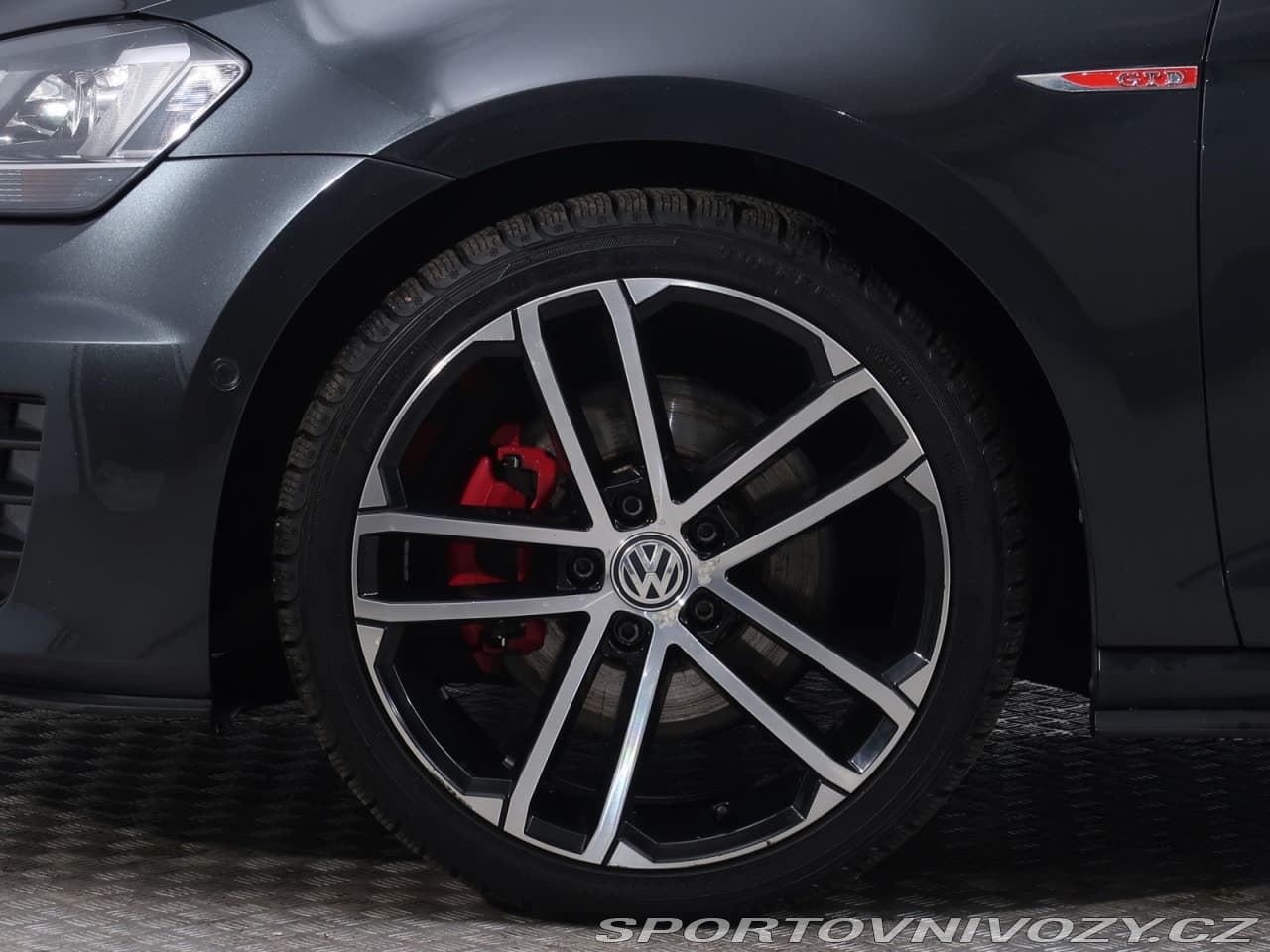 2015 Volkswagen Golf - 15