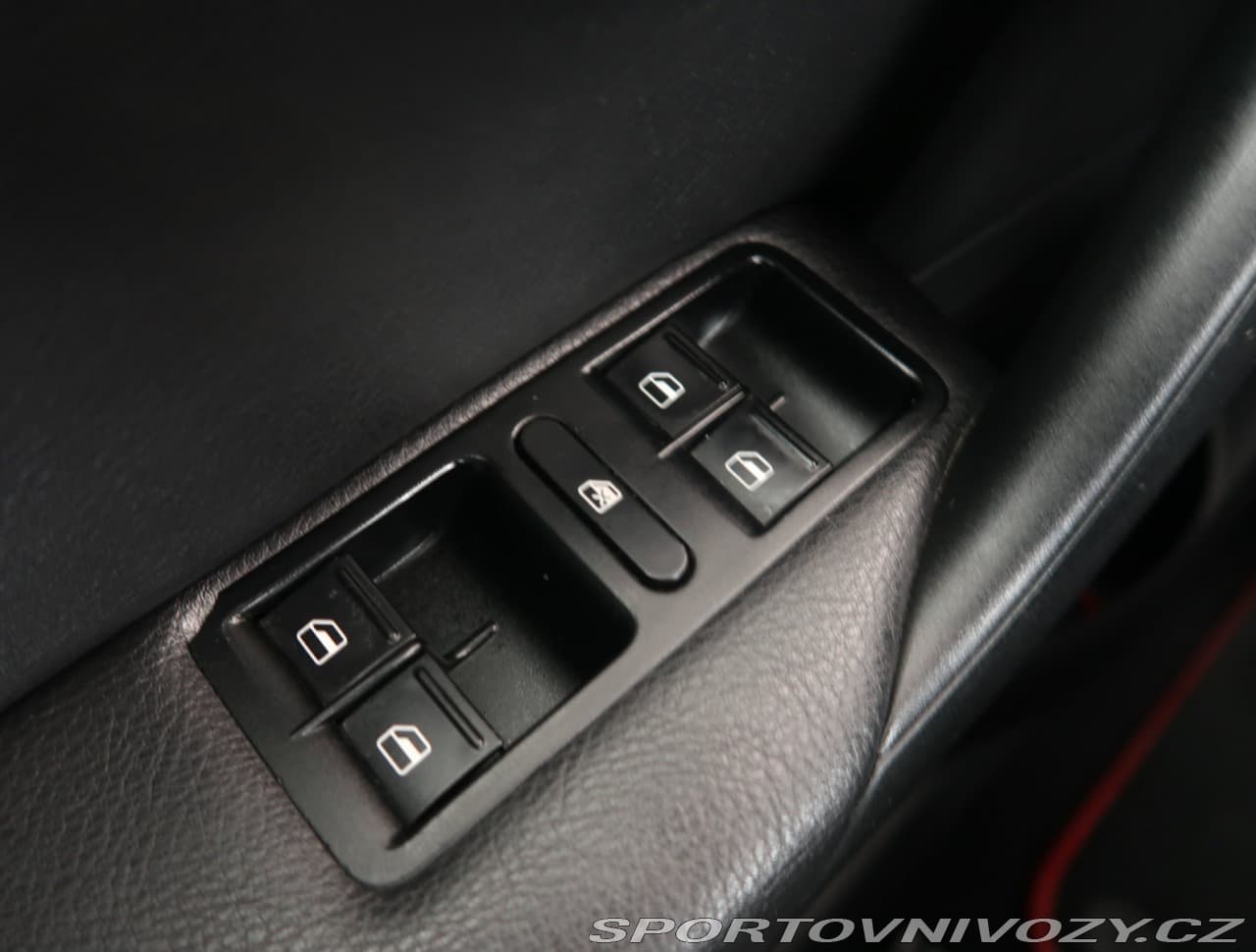 2012 Volkswagen Polo - 17