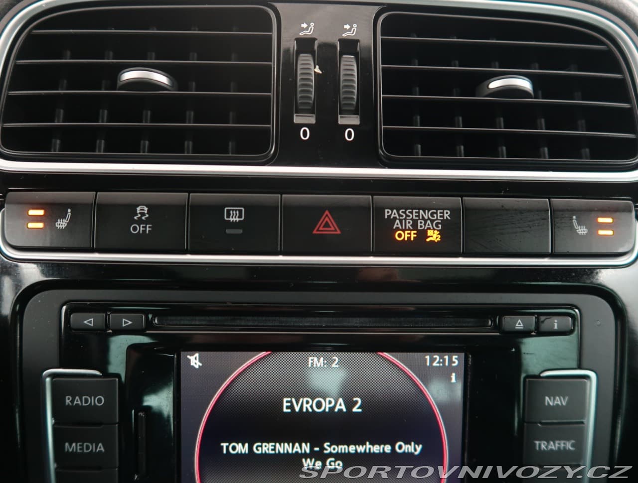 2012 Volkswagen Polo - 18