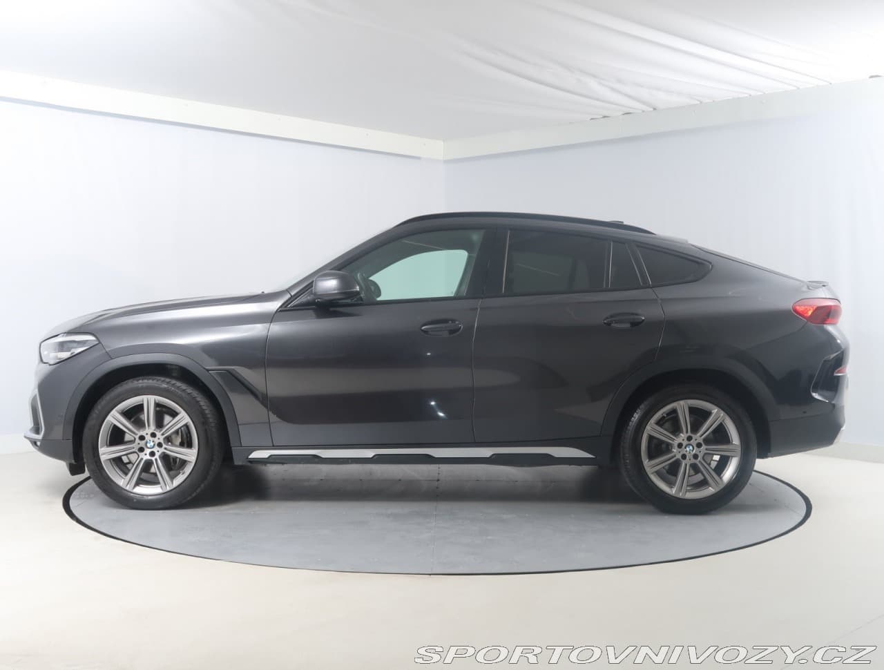 2021 BMW X6 - 3