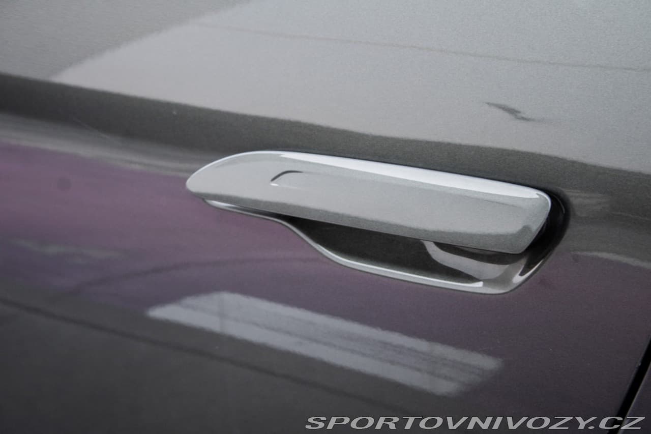 2021 Porsche 911 - 15