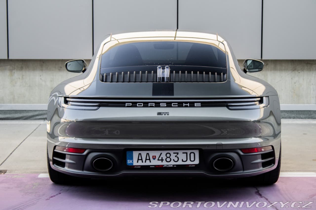 2021 Porsche 911 - 6
